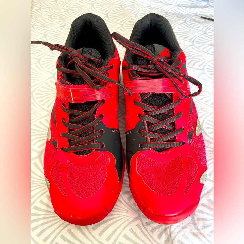 Babolat ladies size 7.5